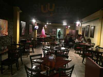 El Tenedor Restaurant