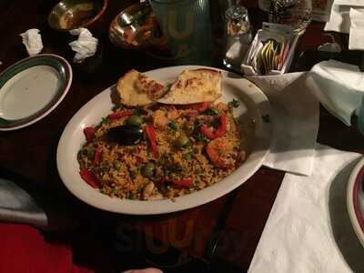 El Tenedor Restaurant