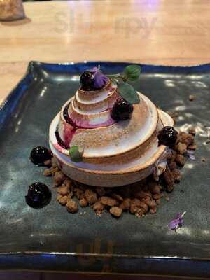 Hearthstone Kitchen & Cellar