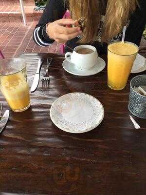 Mauro's Cafe & Ristorante