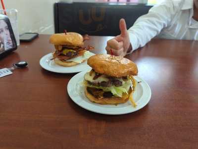 Willie J's Burgers & More