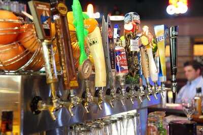 Rusty Bucket Restaurant And Tavern