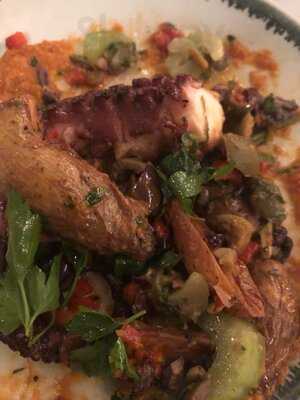 Beverly's Bistro And Bar