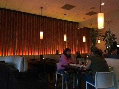 Zen Bistro Grill & Sushi