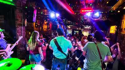 Game 6 Honkytonk Joint