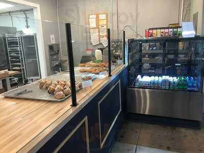 Tm Breads & Pastries