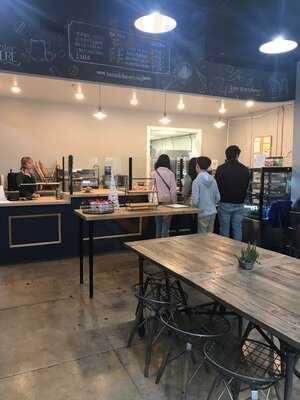 Tm Breads & Pastries