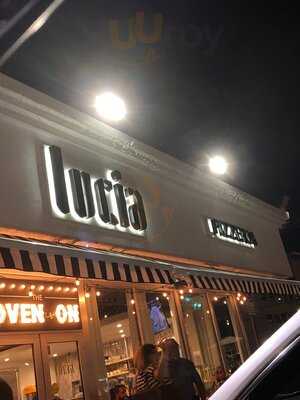Lucia Pizzeria