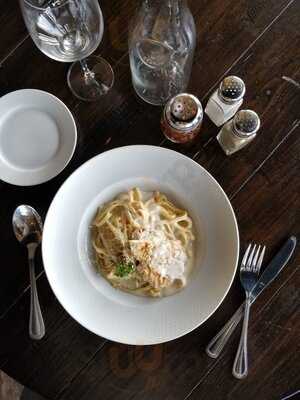 Pesto Ristorante - Olmos Park