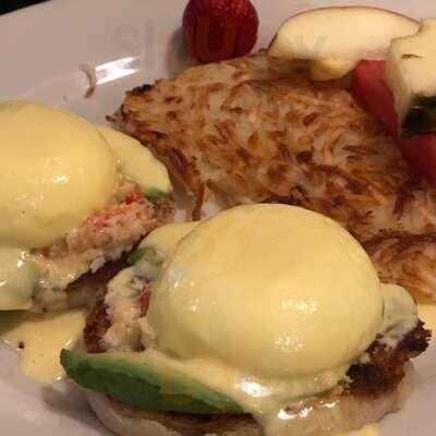 Bailey's Breakfast & Lunch