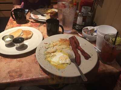 Bailey's Breakfast & Lunch