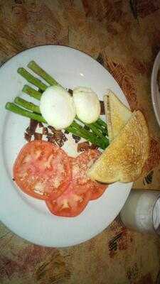 Bailey's Breakfast & Lunch