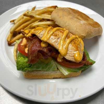 Bailey's Breakfast & Lunch