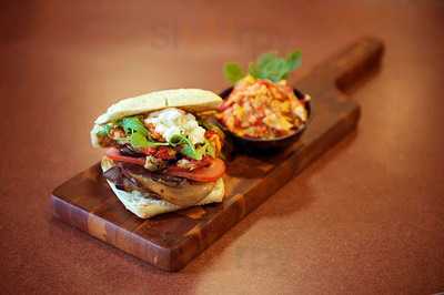 The 'wich On Sycamore