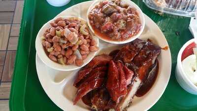 Two Podners Bar-b-que & Seafood