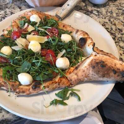 La Bella Napoli Pizzeria