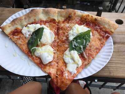 L'industrie Pizzeria