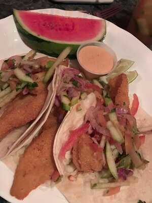 El Quetzal Bar & Lounge