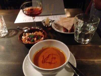 Thackeray: Cafe & Bar