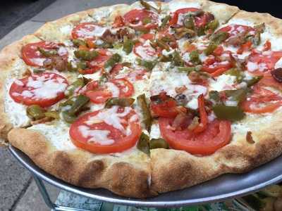 Mama Palma's Gourmet Pizza