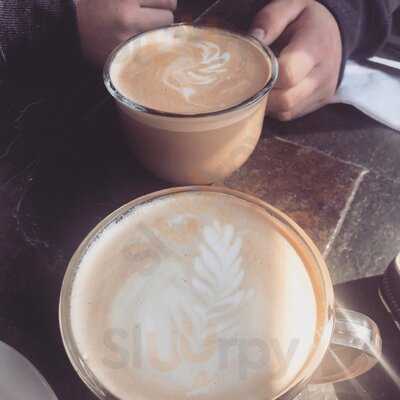 Hodgepodge Coffee House And Gallery