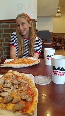 Gotham Pizza
