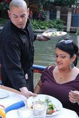 San Antonio Dinner Cruises