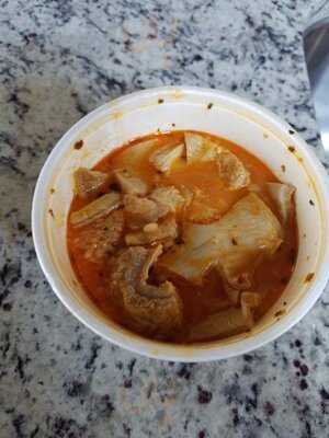 Ernie's Cafe Bar & Grill