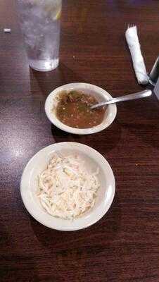 Ernie's Cafe Bar & Grill