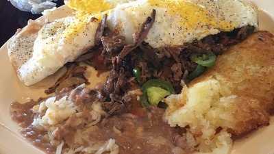 Ernie's Cafe Bar & Grill