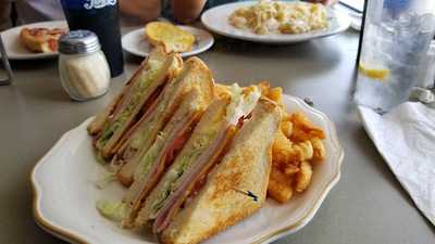 Alpha Omega Grill And Pizzeria