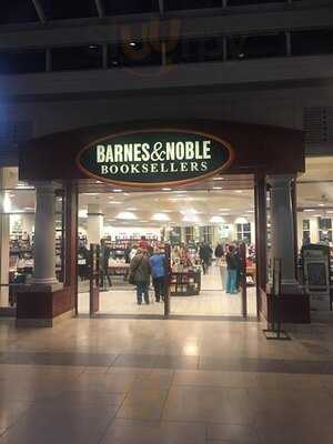 Barnes & Noble Bookstore Cafe