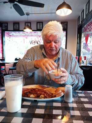 Sue's Touch Of Country