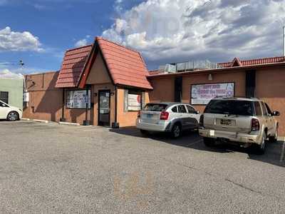 Fareast Fuzion Sushi Bar & Lounge