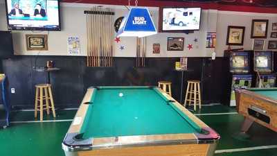 Tailgaters Sports Bar