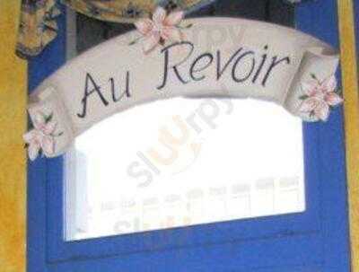 St Tropez Bakery & Bistro