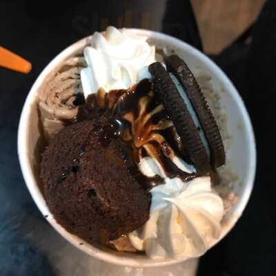 8 Fahrenheit Ice Cream