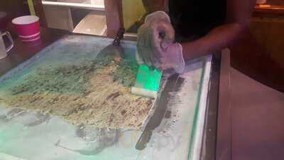 8 Fahrenheit Ice Cream