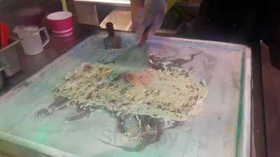 8 Fahrenheit Ice Cream