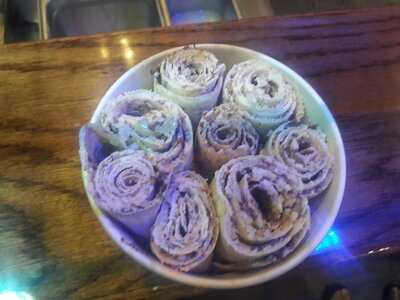 8 Fahrenheit Ice Cream