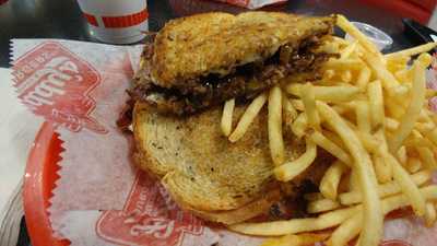 Freddy's Frozen Custard & Steakburgers