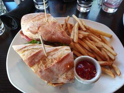 Eastlake Bar And Grill