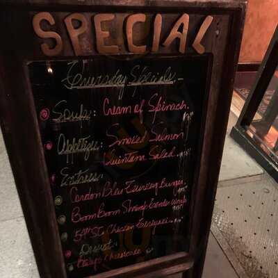 Connolly's Pub & Restaurant