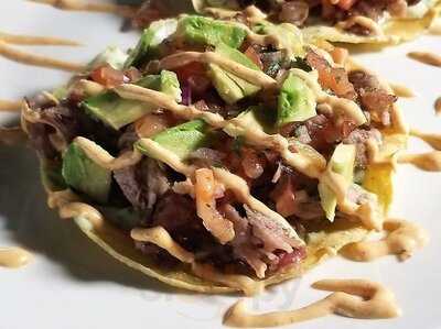 Geo's Cuban Bar & Grill