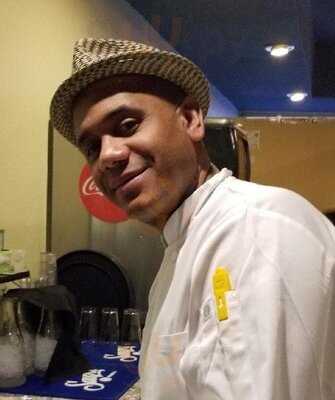 Geo's Cuban Bar & Grill