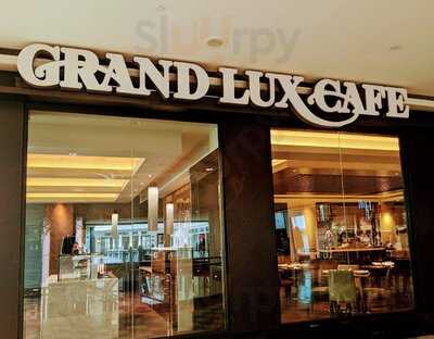 Grand Lux Cafe