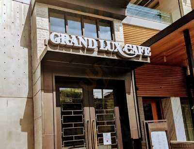 Grand Lux Cafe