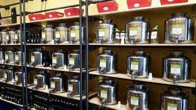 Artisano's Oils & Spices