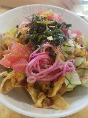 Hi Tide Poke & Raw Bar