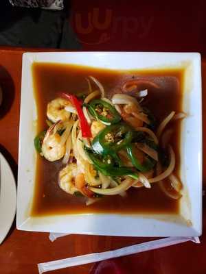 Sushi San & Thai Jai Dee